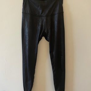 Beyond yoga Luxe Leatherette High Waisted legging